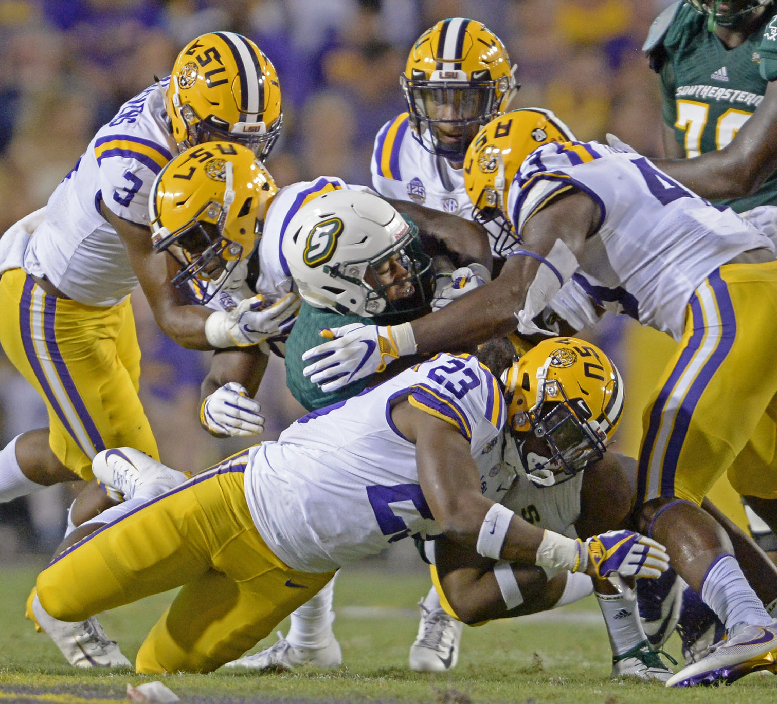 lsuslufootball1414.090918 bf